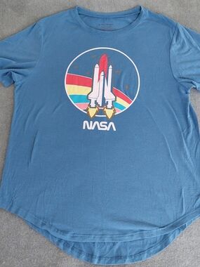 Women's NASA Space Shuttle Graphic T-Shirt XL Blue Retro Rainbow Mad Engine
